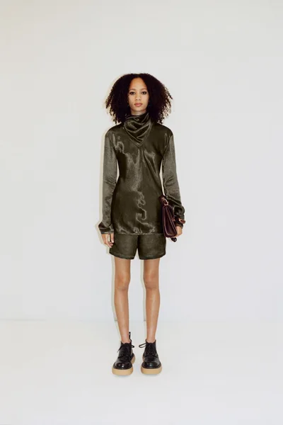 Look 17